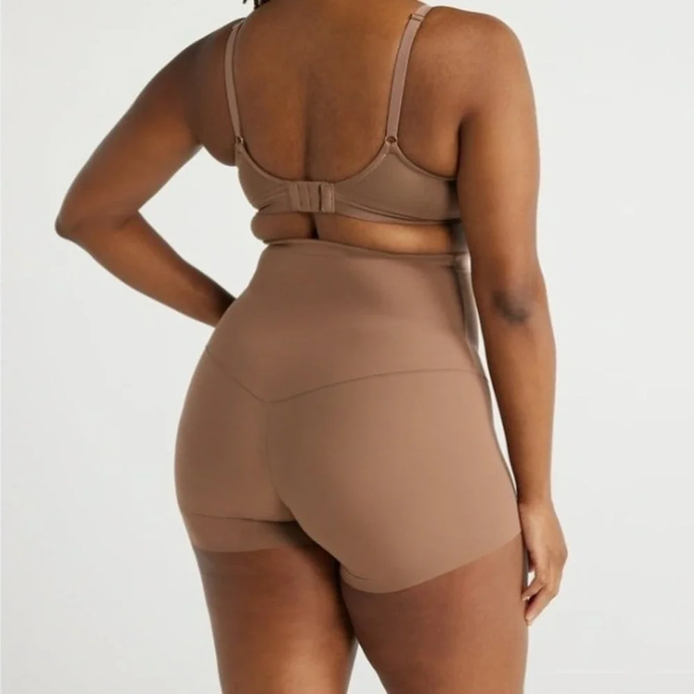 Joyspun Seamless Shapewear Boyshorts XXXL 22 Brown‎ Medium Tummy Control NWT